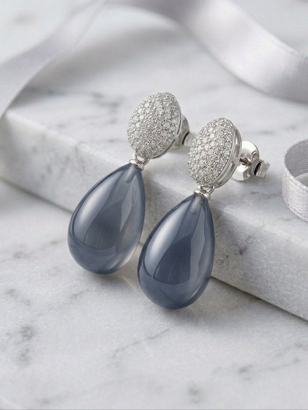 AFFINITY GEMS Pear-Shaped Gray Moonstone, White Zircon 925 Drop Earrings